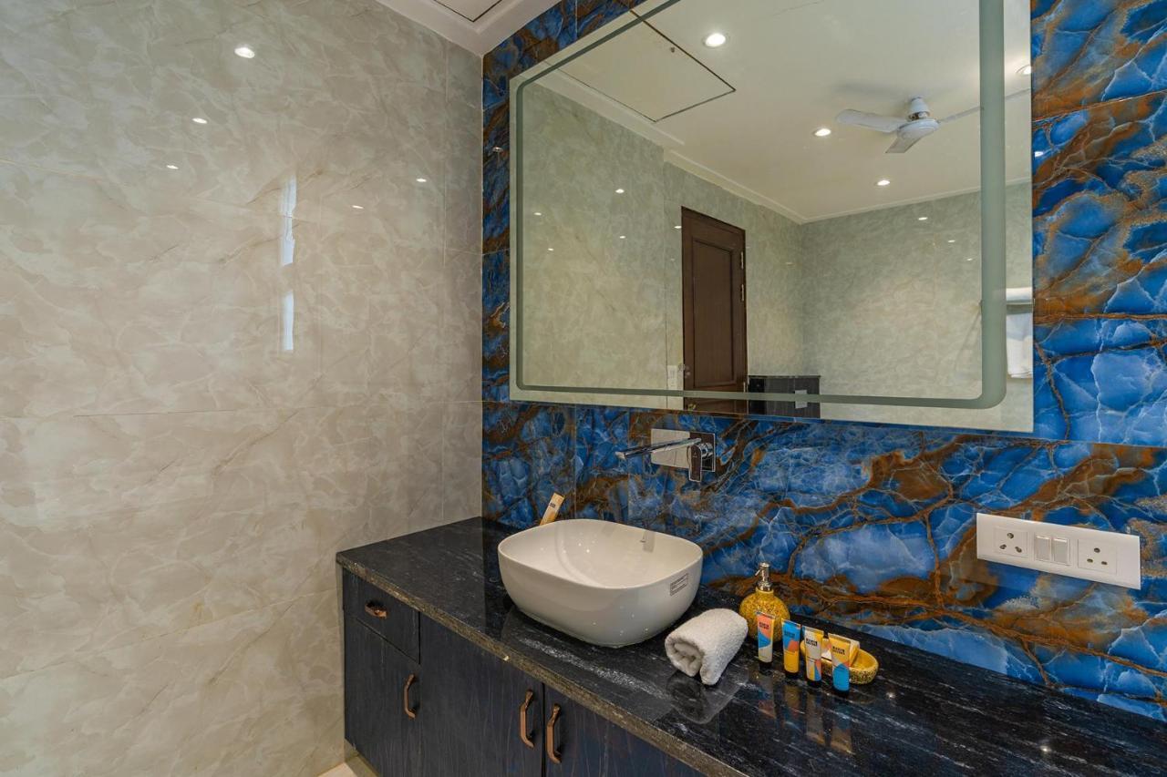 Stayvista At Blanc Belle With Outdoor Pool Sohna Экстерьер фото