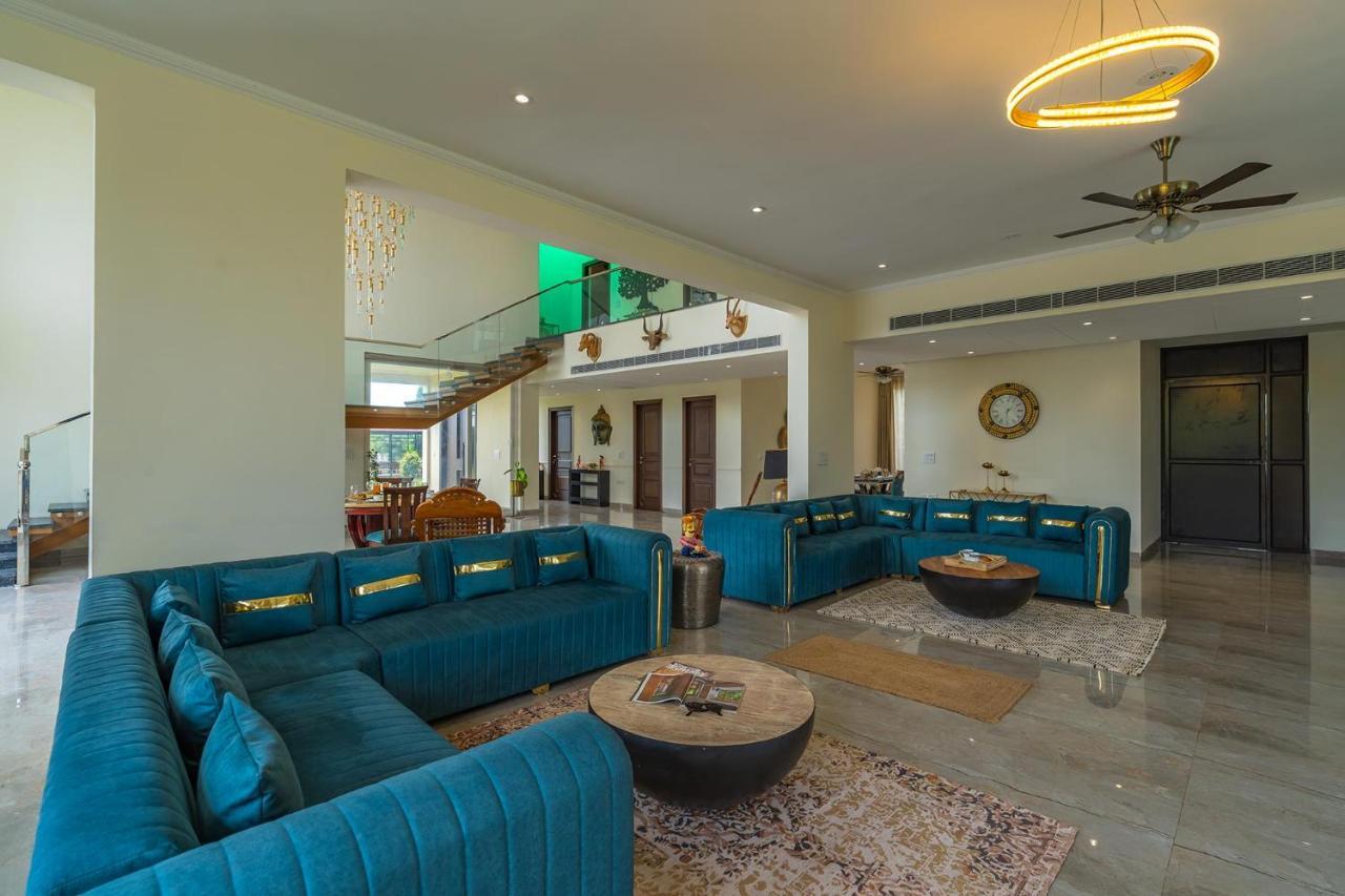 Stayvista At Blanc Belle With Outdoor Pool Sohna Экстерьер фото