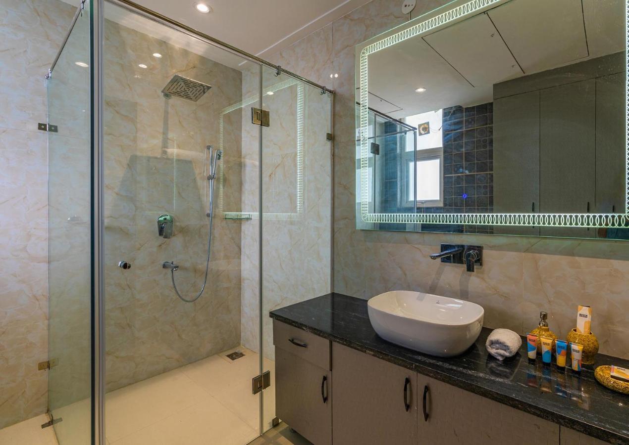 Stayvista At Blanc Belle With Outdoor Pool Sohna Экстерьер фото
