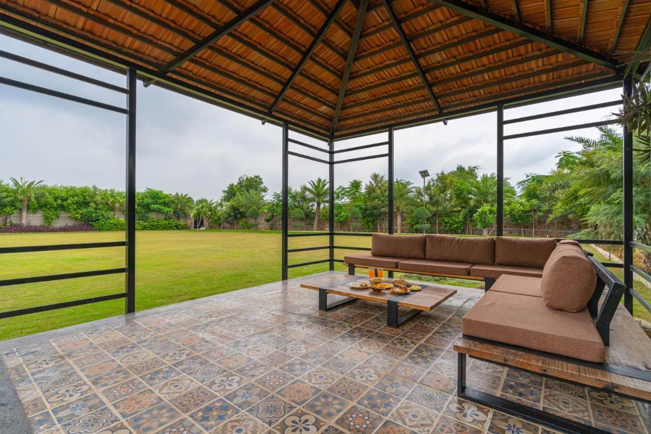 Stayvista At Blanc Belle With Outdoor Pool Sohna Экстерьер фото